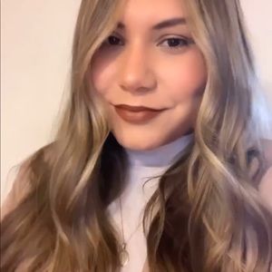 Meet your Posher, Alondra